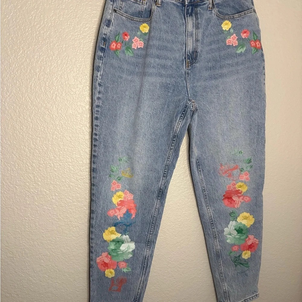 Disney Sleeping Beauty Three Good Fairies Mom Jeans Her Universe size 13